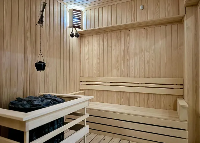 ивелия и - Ivelia & 4*